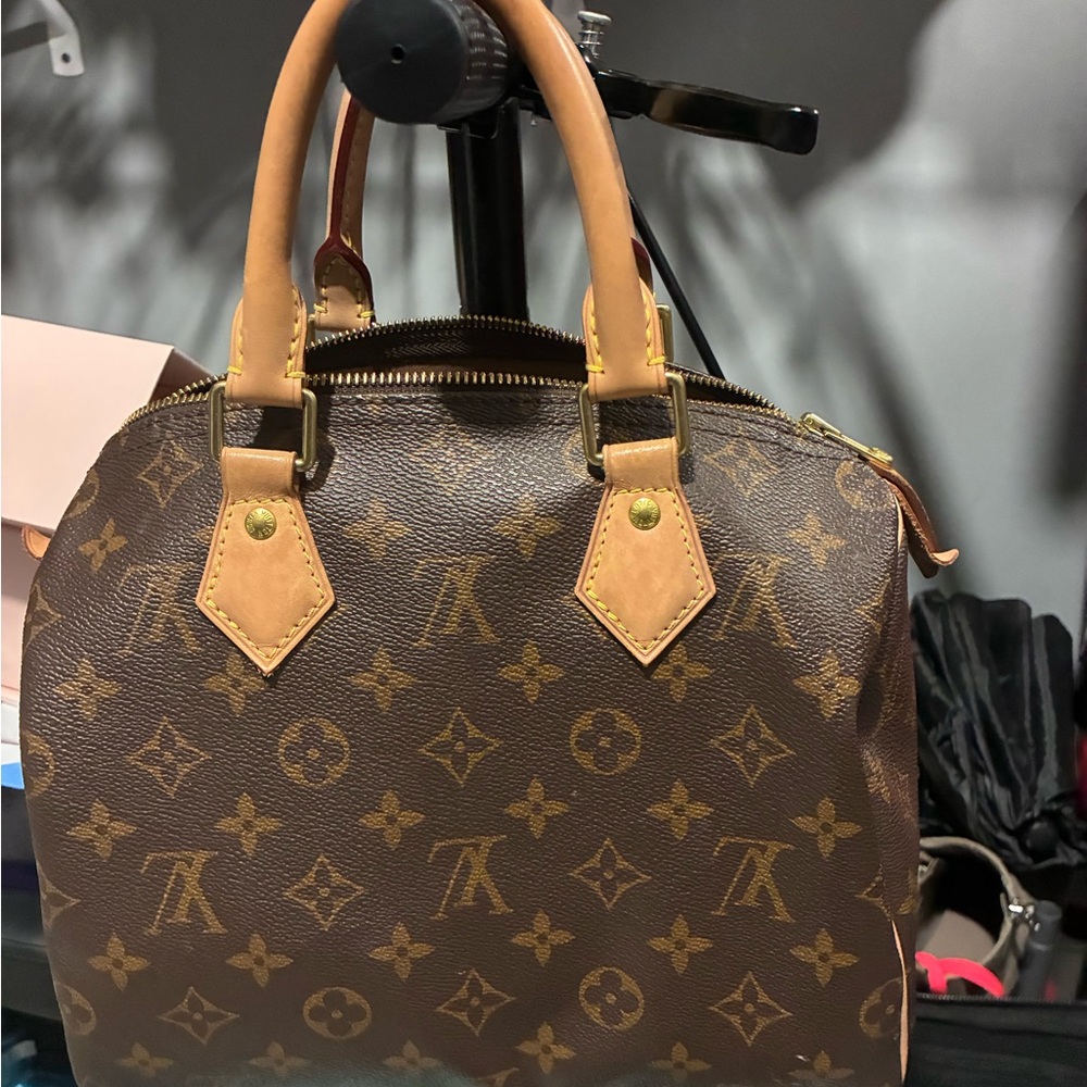 Louis Vuitton Speedy 25 Monogram